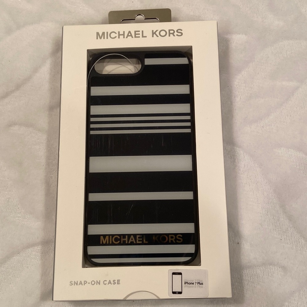 NWT Michael Kors Phone Case